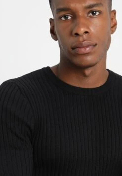 Pier OneStickad Tröja - Black -Pier One Försäljning 046daf91af9e438e9ff2dcf7c07d6ba1