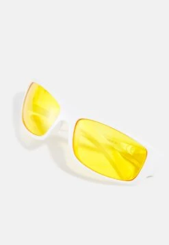 Pier OneUNISEX - Solglasögon - White 9 Pier OneUNISEX - Solglasögon - White -Pier One Försäljning 06212ea48c0f4037abc6a62aa2c032d6