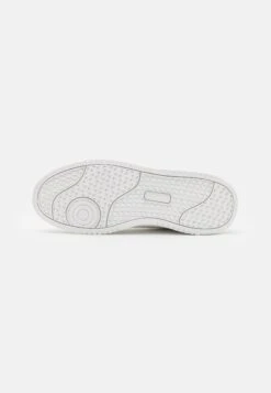 Pier OneUNISEX - Sneakers - White -Pier One Försäljning 1fe885e529994ab4a14e73599004ef7c