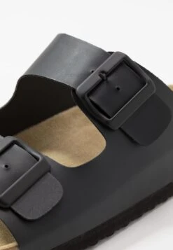 Pier OneUNISEX - Tofflor & Inneskor - Black 17 Pier OneUNISEX - Tofflor & Inneskor - Black -Pier One Försäljning 2c1088e9c35241008f77393ded163426