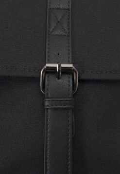 Pier OneAxelremsväska - Black -Pier One Försäljning 378e297420d44232a35a852ea45c043e