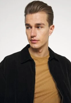 Pier OneT-shirt - Bas - Brown/white/black -Pier One Försäljning 41bdebd242374d019f64e1060d47972d