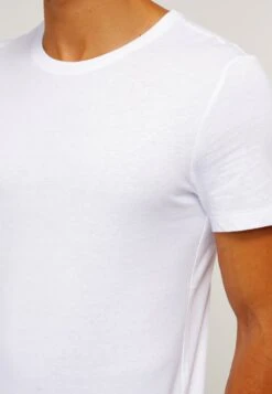 Pier One2 PACK - T-shirt - Bas - White/black 13 Pier One2 PACK - T-shirt - Bas - White/black -Pier One Försäljning 5263f78b1e87481ea0e824d35031cd9e