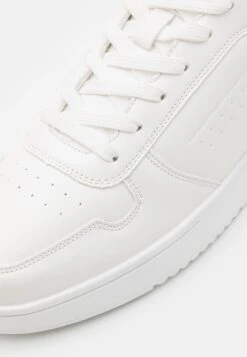 Pier OneUNISEX - Sneakers - White -Pier One Försäljning 553ae4b1009546709410b36d948cde12
