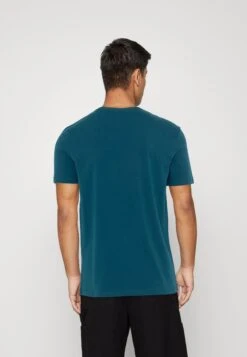 Pier One7 PACK - T-shirt - Bas - Red/silver/royal Blue -Pier One Försäljning 6374f17865c94d1faccc81cab75d0f70