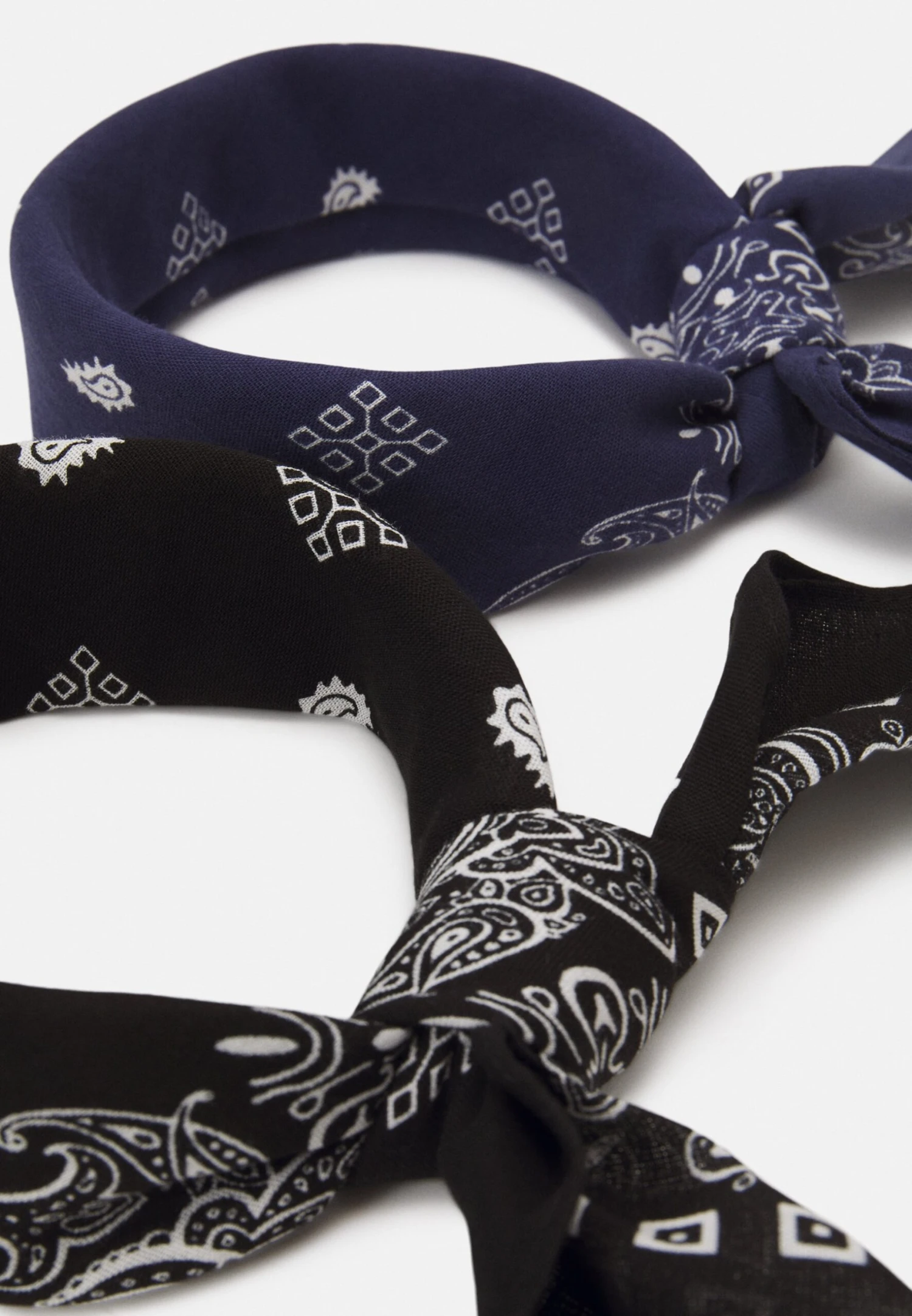 Pier OneUNISEX - Scarf - Black/blue/red 4 Pier OneUNISEX - Scarf - Black/blue/red - Bild 2