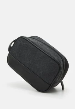 Pier OneUNISEX - Necessär - Black 10 Pier OneUNISEX - Necessär - Black -Pier One Försäljning 674ff8504a974fd0a6613ac637df3a32