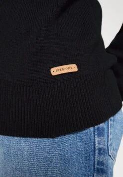 Pier OneSTRUCTURE BLOCK HIGH COLLAR - Kofta - Black -Pier One Försäljning 6a3d75ac81f349948e6db8598e9da725