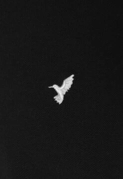 Pier OnePIQUE EMBRO DETAIL - T-shirt - Bas - Black -Pier One Försäljning 6c7c2588324644019773d655c64baea8