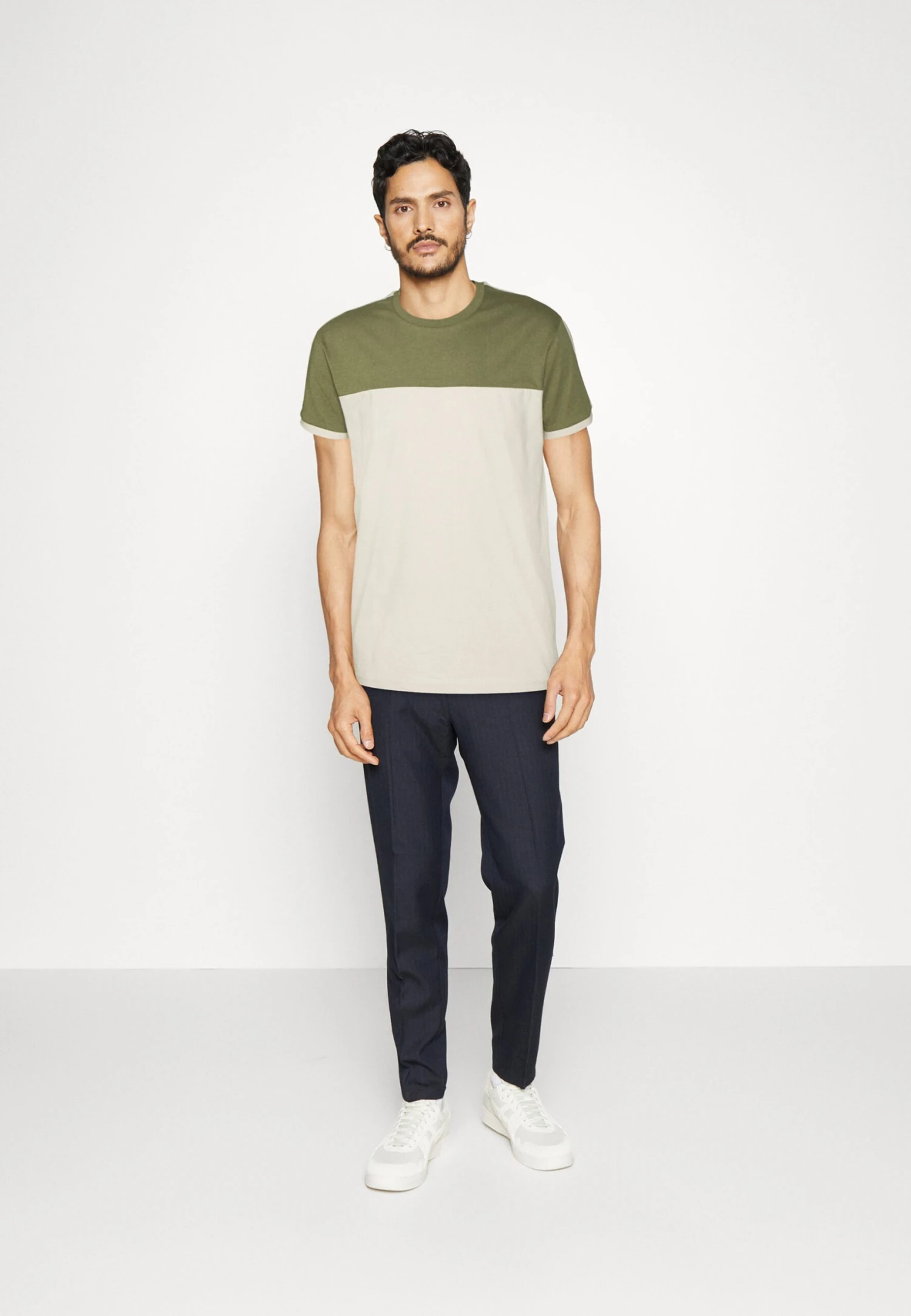 Pier OneT-shirt Med Print - Khaki/off-white 4 Pier OneT-shirt Med Print - Khaki/off-white - Bild 2