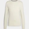 Pier OneBASIC CREWNECK - Stickad Tröja - Off White -Pier One Försäljning 7ef1077363aa4f3da9c083ab2f9f8bb8