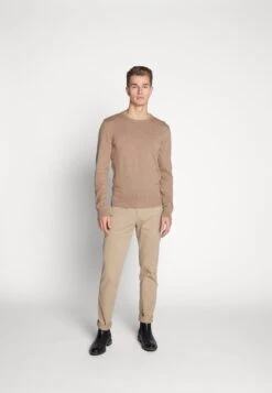 Pier OneBASIC CREWNECK - Stickad Tröja - Mottled Beige -Pier One Försäljning 8ab6afa896f946a0abe264ae414a2865