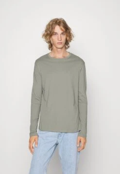 Pier One5 PACK - Långärmad Tröja - Black/dark Blue/stone 12 Pier One5 PACK - Långärmad Tröja - Black/dark Blue/stone -Pier One Försäljning 8b0985efe19f4c87964406ea25b6d0df