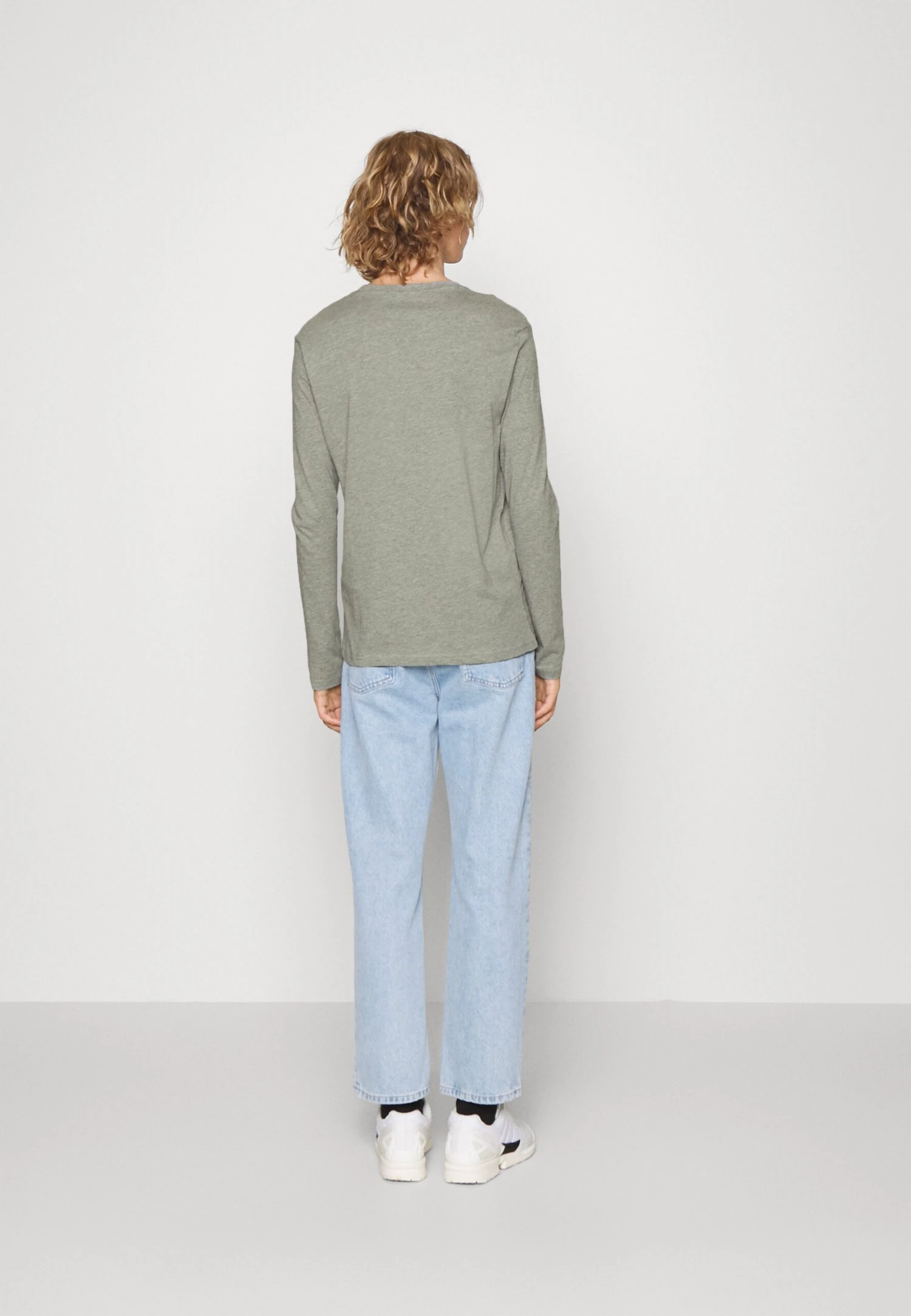 Pier One5 PACK - Långärmad Tröja - Black/dark Blue/stone 5 Pier One5 PACK - Långärmad Tröja - Black/dark Blue/stone - Bild 3