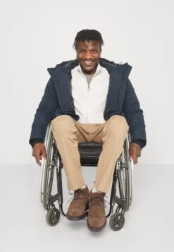 Pier OneKofta - Off White -Pier One Försäljning 90d97e053d224200bd224084b6e217cc