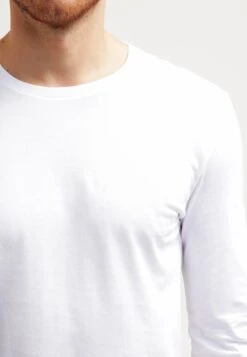 Pier OneLångärmad Tröja - White 10 Pier OneLångärmad Tröja - White -Pier One Försäljning 9b66f1de3ccf468bbba1f95c27c915e5