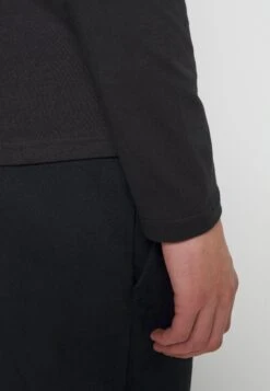 Pier One5 PACK - Långärmad Tröja - Black/white/olive -Pier One Försäljning 9c999edfb4784781b9b45e88c2578460