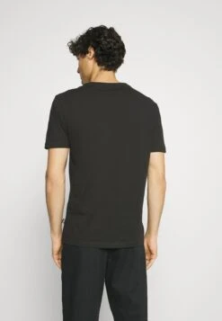 Pier One5 PACK - T-shirt - Bas - White/black/dark Blue -Pier One Försäljning a0c7b6453ce14bcdb30df26ad77873b2