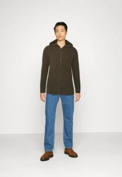 Pier One Försäljning -Pier One Försäljning b2cbbc2a4d6b41ef982b6f8e709d4b17