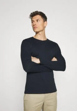 Pier One2 PACK - Långärmad Tröja - Dark Blue/mottled Grey 12 Pier One2 PACK - Långärmad Tröja - Dark Blue/mottled Grey -Pier One Försäljning b420109f082c43d2a24914f5e6ed3c25