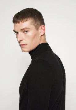 Pier One2 PACK - Stickad Tröja - Black -Pier One Försäljning ba24480cf8154010bec41b201027e1a6