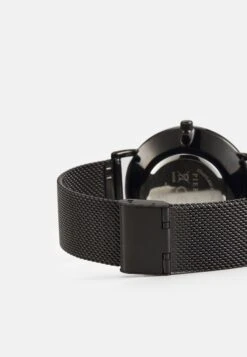 Pier OneKlocka - Black 7 Pier OneKlocka - Black -Pier One Försäljning c2471660bae14ff096aa1bf6d5c07970