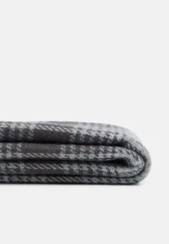 Pier OneHalsduk - 102 - Grey_001 - White -Pier One Försäljning cf278b74e9f044c0843555c2efe5fa11