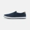 Pier OneUNISEX - Sneakers - Dark Blue 1 Pier OneUNISEX - Sneakers - Dark Blue -Pier One Försäljning d1344fdda912486aa086beda1acbf2e0