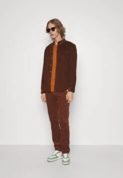 Pier One Försäljning -Pier One Försäljning d7e89152f34f4811a52f400359abea6f