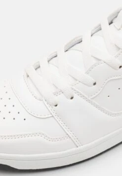 Pier OneHöga Sneakers - White -Pier One Försäljning d92dbfafcd0845868bafc96ae8ec8083