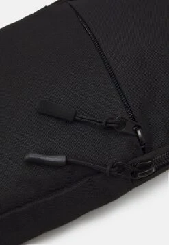 Pier OneBältesväska - Black -Pier One Försäljning dab56f0d9f6a4e8f95ff10ff87072d05