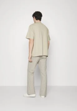 Pier OneT-shirt - Bas - Beige -Pier One Försäljning fc1282f8e7114005b687f995a438664d