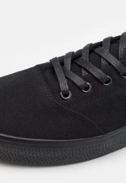 Pier OneUNISEX - Sneakers - Black 13 Pier OneUNISEX - Sneakers - Black -Pier One Försäljning fcd1ca9b82cf4e5ea220bc7c51b2e0c6
