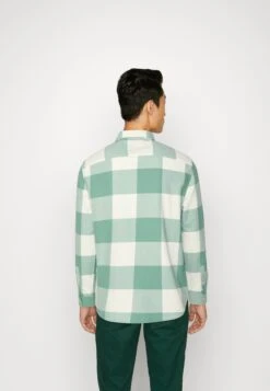 Pier OneSkjorta - Green 10 Pier OneSkjorta - Green -Pier One Försäljning ffe249004c7043bfb5459d80474e217d